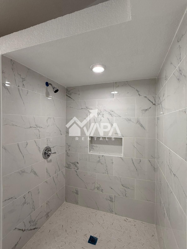 Building Photo - 6822 Raintree Forest