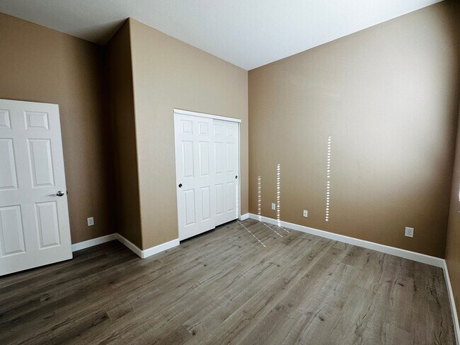 Building Photo - Providence!  Gorgeous 5 bedroom!