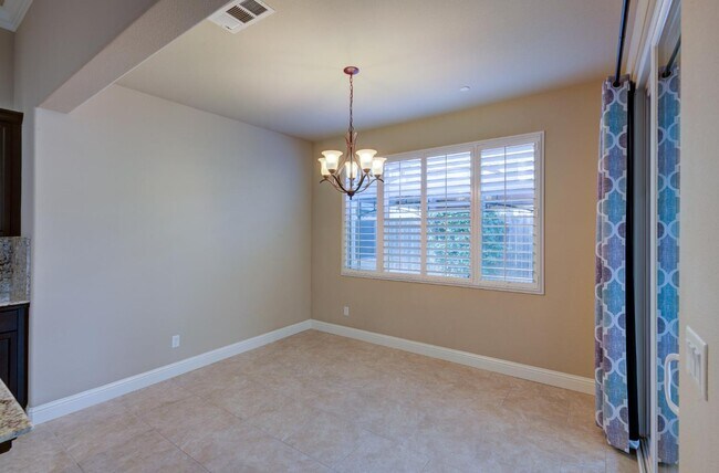 Building Photo - 4279 Heritage Ave