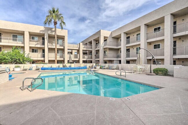 Building Photo - 7474 E Earll Dr