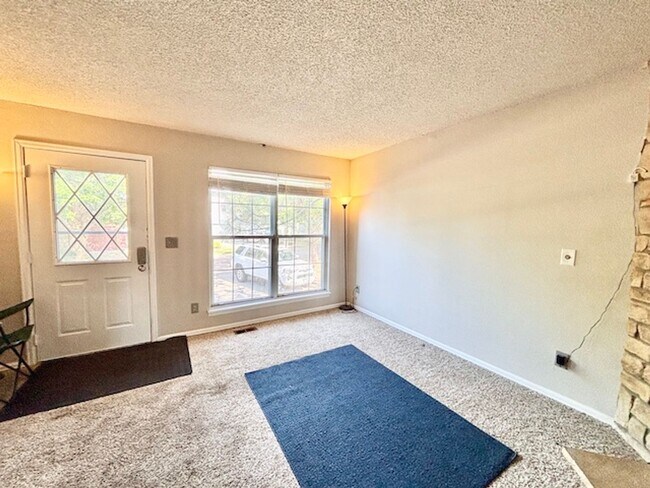 Building Photo - 11891 E Kepner Dr
