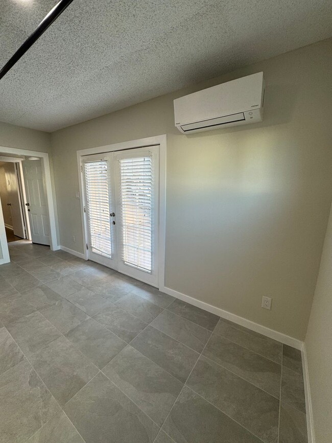 Building Photo - Newly Renovated 1bedroom in Harbor City - ...