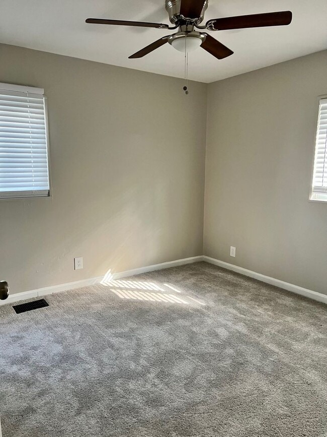 Building Photo - 3271 Rinda Ln