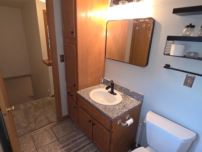 Building Photo - Mt Pleasant 4 bedroom