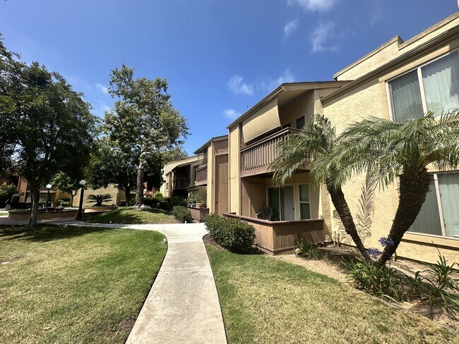 Building Photo - 5906 Rancho Mission Rd