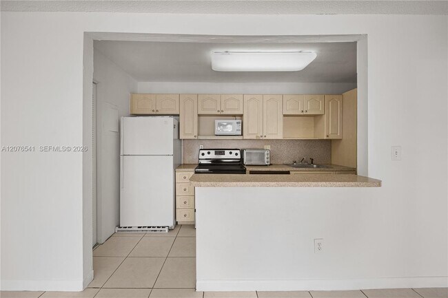 Building Photo - 4154 NW 79th Ave