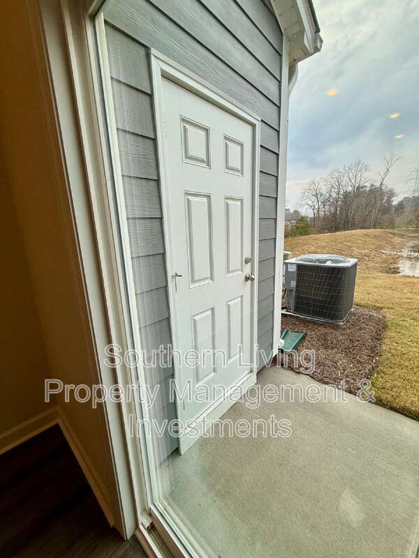 Building Photo - 1413 Old Rivers Rd