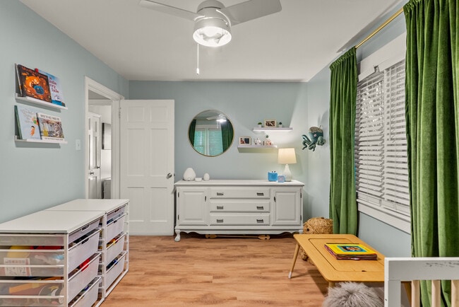 Building Photo - 2 Shannon Dr