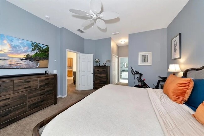 Building Photo - 412 36th St NE