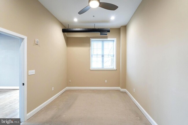 Building Photo - 207 Rector St