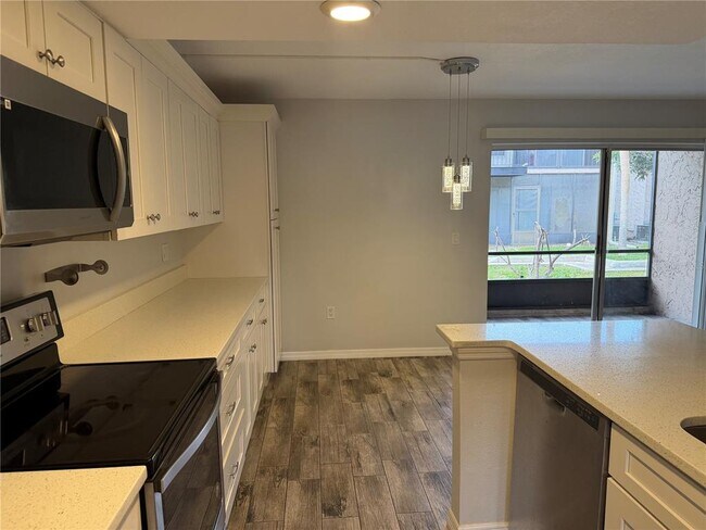 Building Photo - 1167 Calle Del Rey