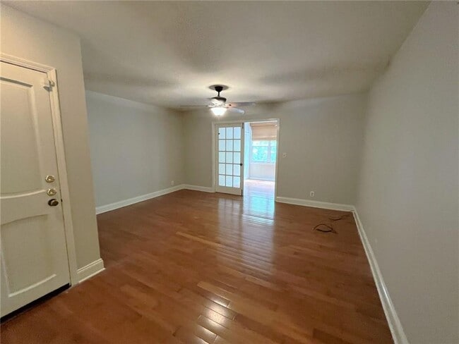 Building Photo - 82 Montre Square NW