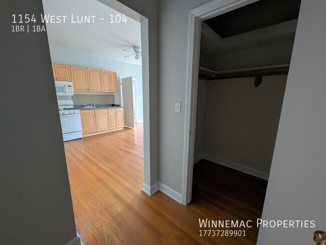 Building Photo - 1154 West Lunt-104