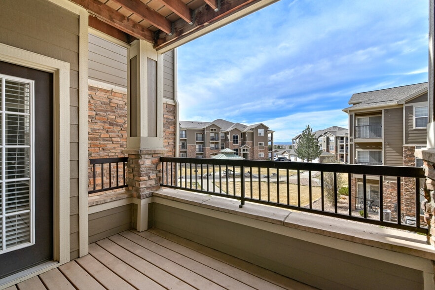 Building Photo - 3000 Blue Sky Cir