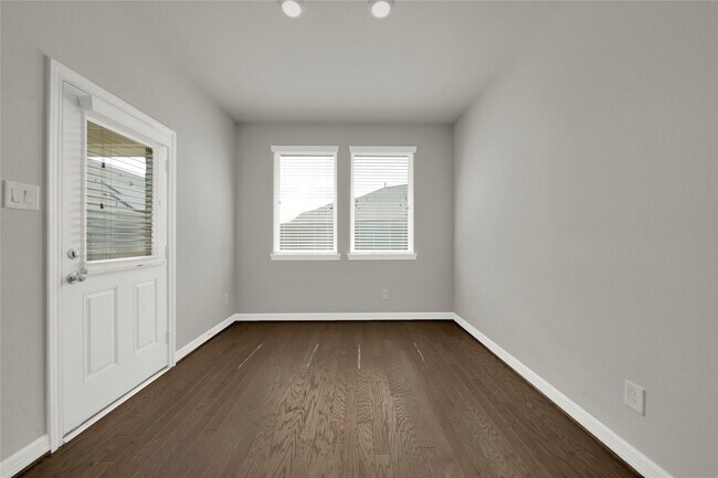 Building Photo - 113 Sea Glass Cv