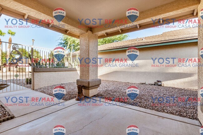 Building Photo - Your Private Oasis with No HOA Hassles!