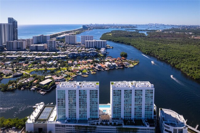 Building Photo - 400 Sunny Isles Blvd