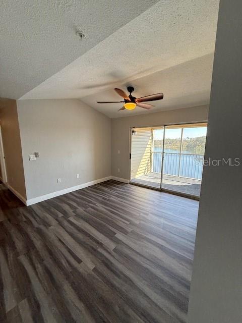 Building Photo - 1989 Summer Club Dr