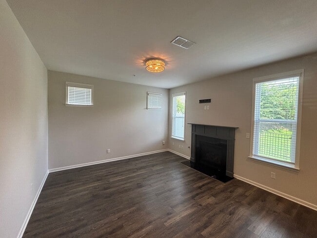 Building Photo - 3240 Brookberry Ln