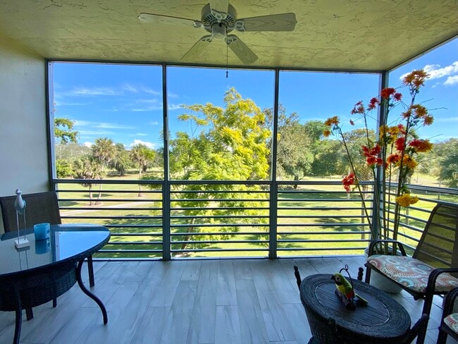 Building Photo - 3800 Oaks Clubhouse Dr