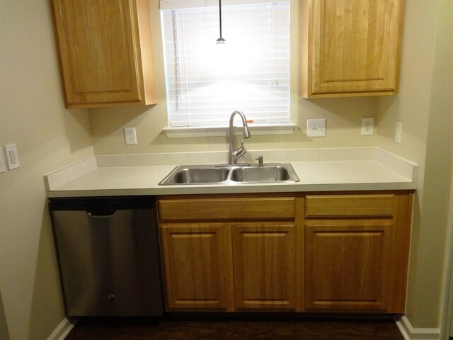 Building Photo - 224 Bainsbury Ln