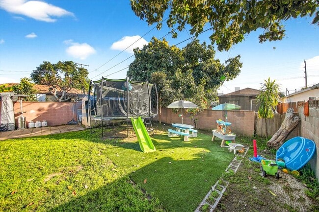 Building Photo - 3300 Wisconsin Ave