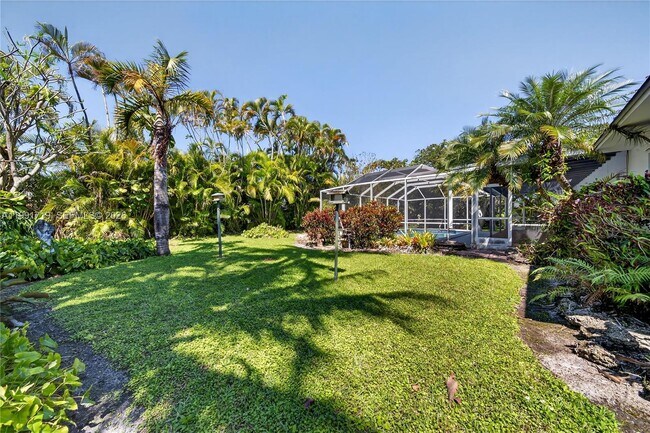 Building Photo - 10142 SW 79th Ave