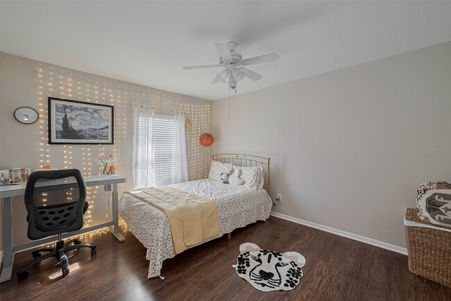 Building Photo - 3426 Hidden Creek Dr