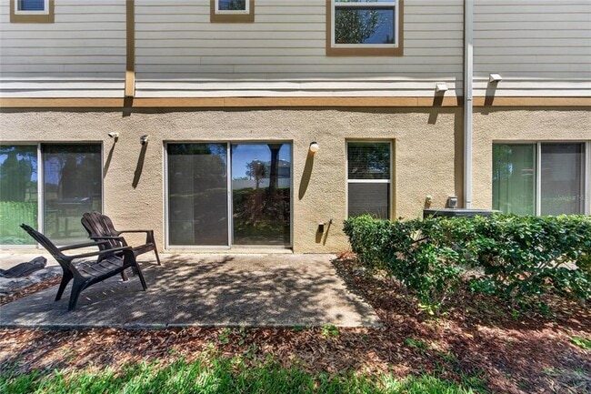 Building Photo - 3842 Hampstead Ln