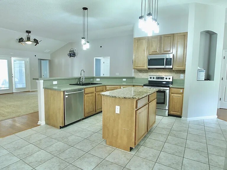 Building Photo - 12614 Arrowleaf Ln