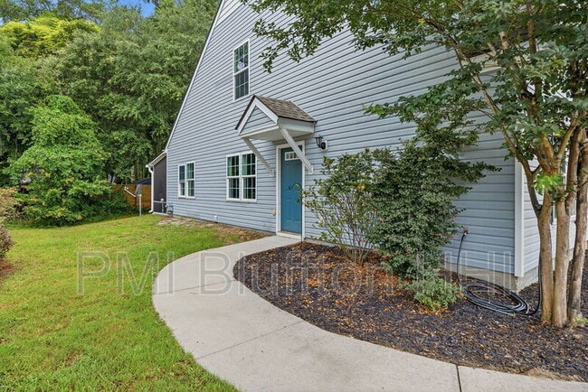 Building Photo - 355 Dante Cir