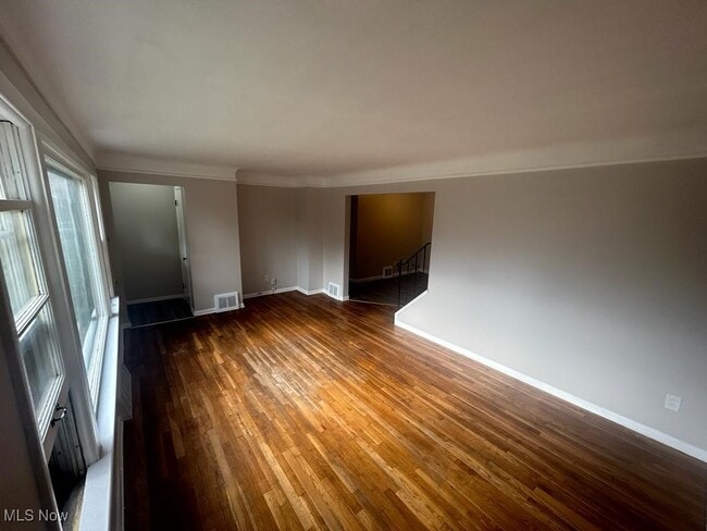 Building Photo - 815 Babbitt Rd