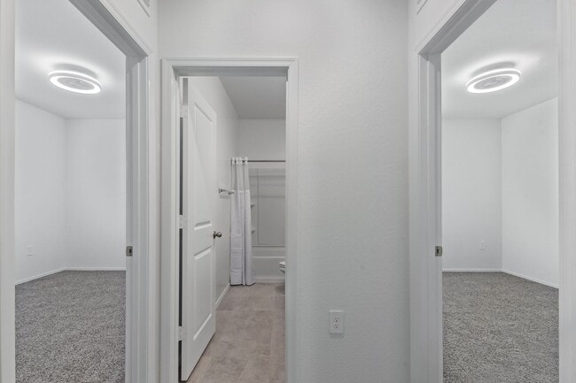 Building Photo - Beautiful 5-Bed Dream Home in The Village at Copper Basin