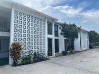 Building Photo - 6 3rd Ave N