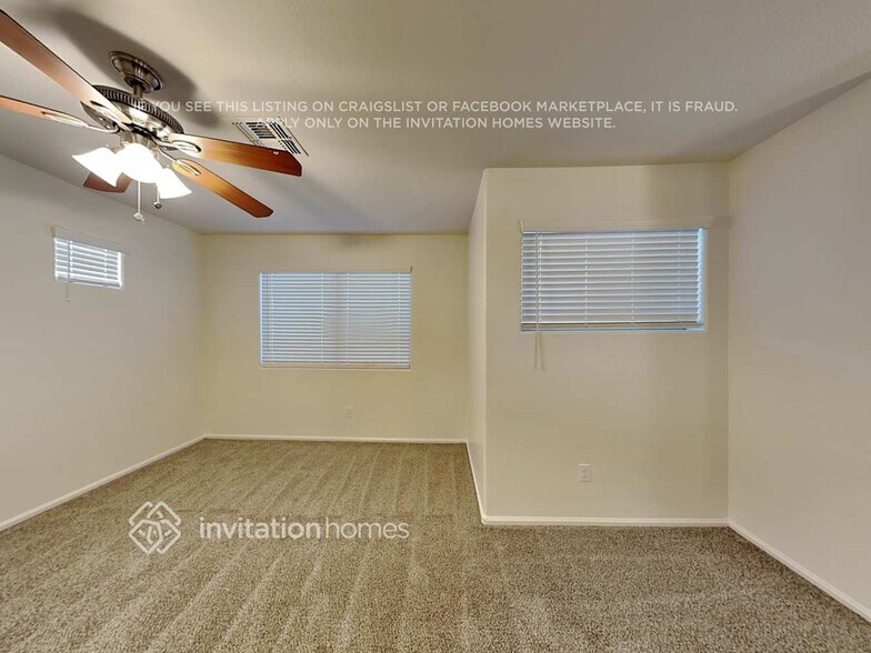 Building Photo - 2315 W Running Deer Trl