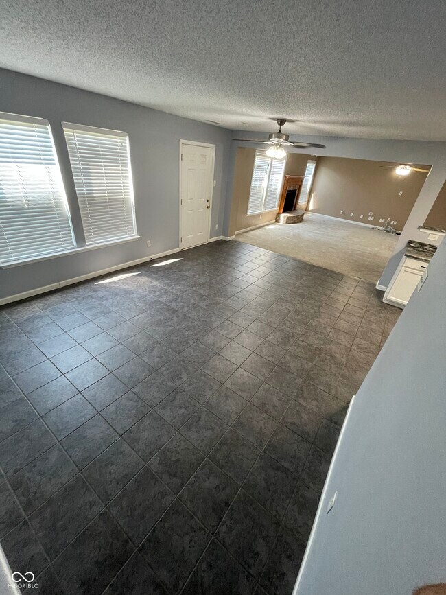 Building Photo - 2830 Monarchy Ln