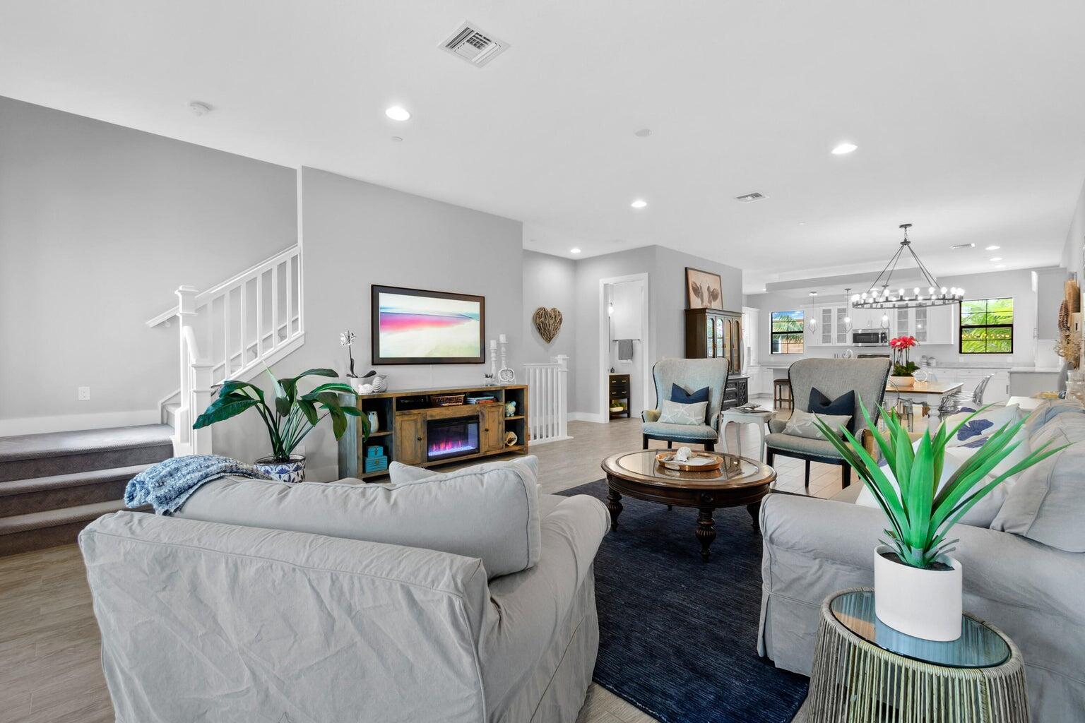 Building Photo - 4083 Faraday Way
