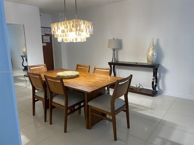 Building Photo - 4001 S Ocean Dr