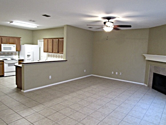 Building Photo - 11812 Ponderosa Pine Dr