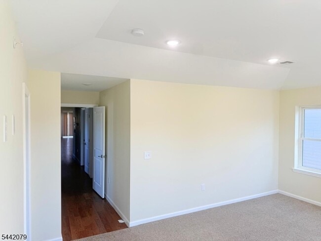 Building Photo - 127 Jaques St