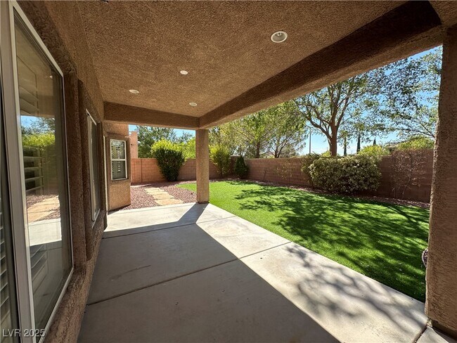 Building Photo - 11233 Playa Caribe Ave