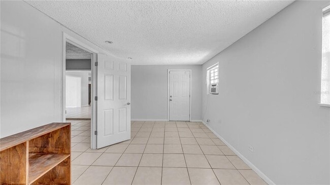 Building Photo - 7515 17th Ln N