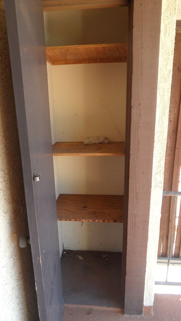 Building Photo - Clark 157-161