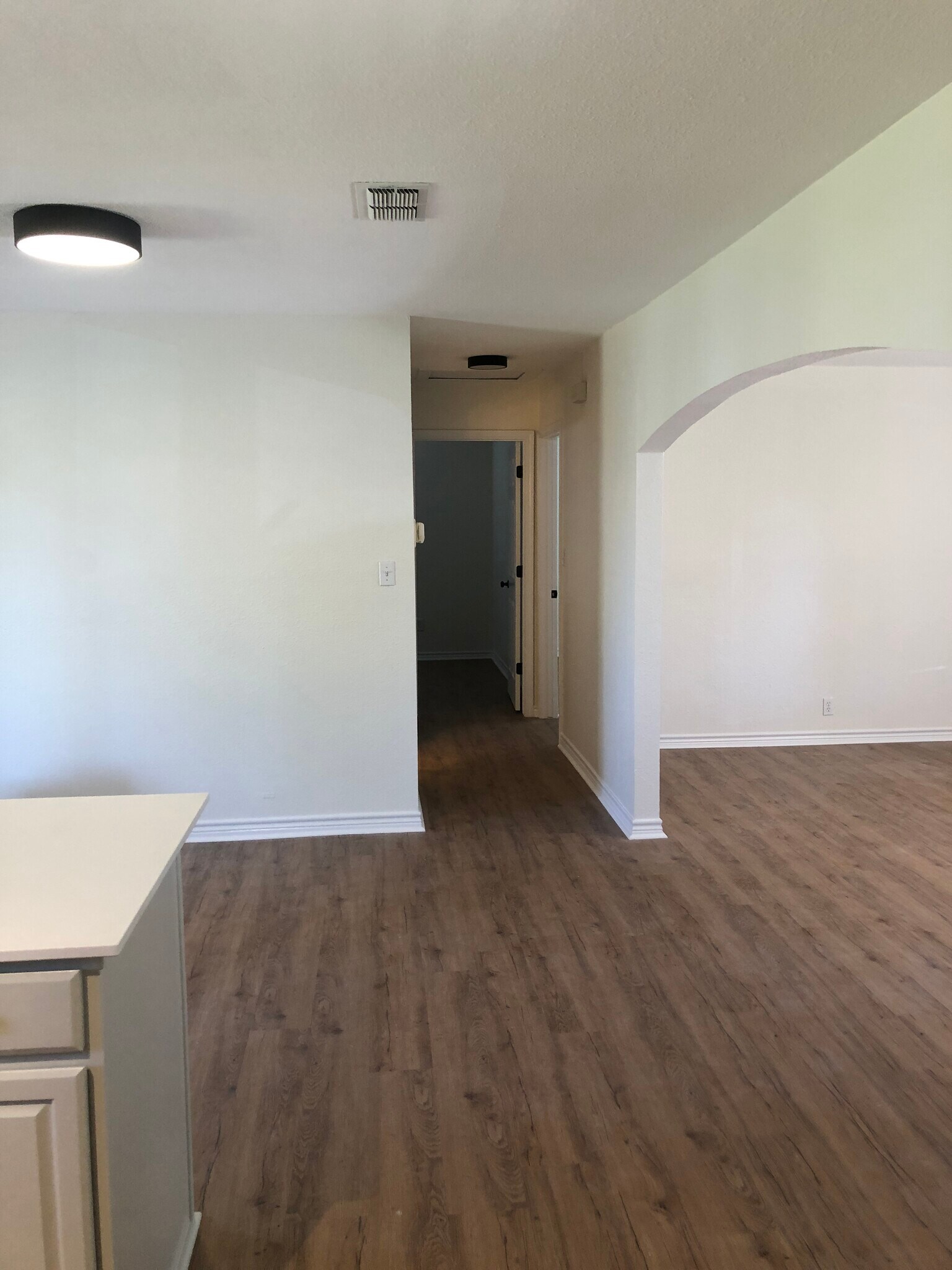 Building Photo - 3300 Bengston St