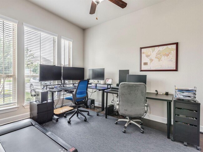 Building Photo - 4209 Hannover Wy