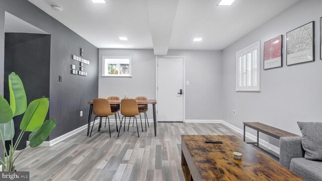 Building Photo - 1604 Woodhill Ct