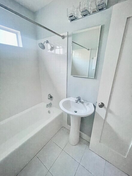 Building Photo - 4565 Alumni Ave