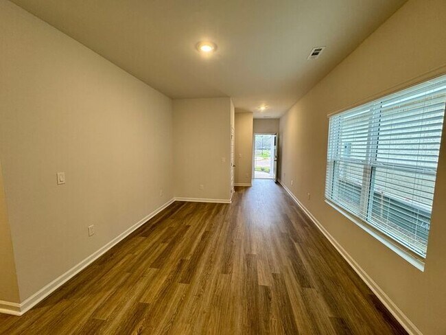 Building Photo - New Construction Home in Limestone County in resort community