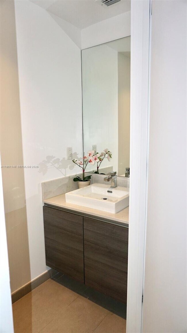 Building Photo - 1080 Brickell Ave