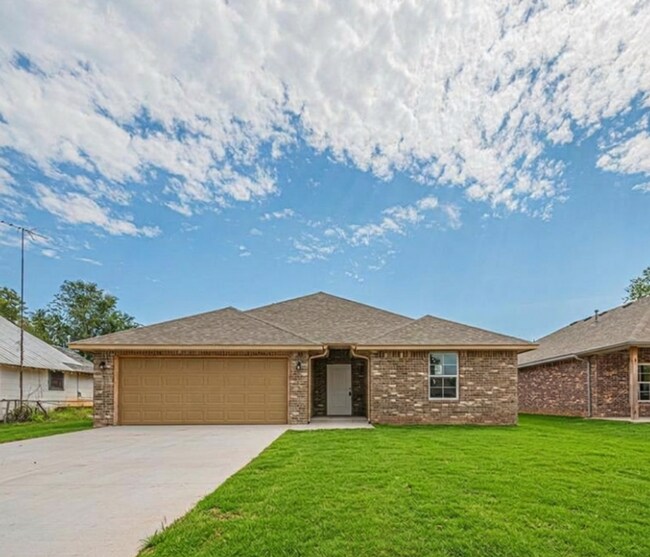 Building Photo - Beautiful 3-Bedroom Home with Modern Finishes in Perry!
